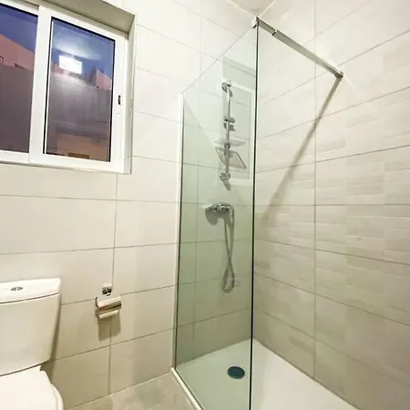 Sunfire 1 - Sliema Strand, アパート *